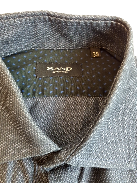 Sand Skjorte (R971)